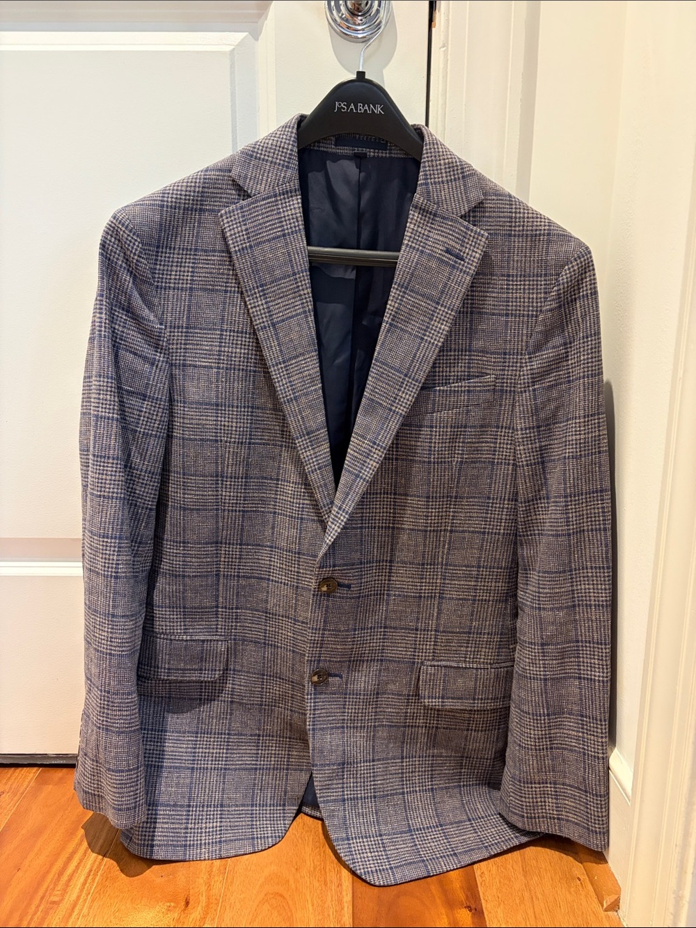 JoS A Bank Men's Blue Plaid Blazer 40R slim fit